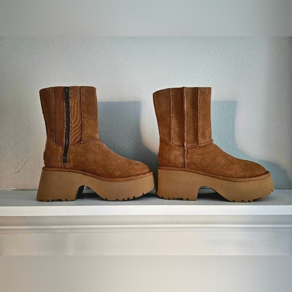 NWOT Ugg Twin Seam New Heights Suede Boots- Chestnut Color- Sold Out Style - Picture 2 of 12